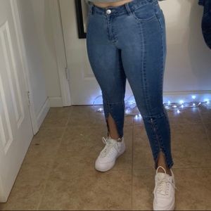 Mid grazer skinny jeans, zipper bottoms